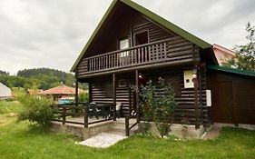 Cottage Walnut